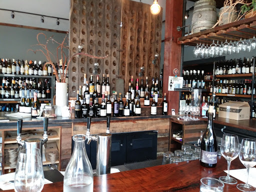 Wine Store «Division Wines», reviews and photos, 3564 SE Division St, Portland, OR 97202, USA