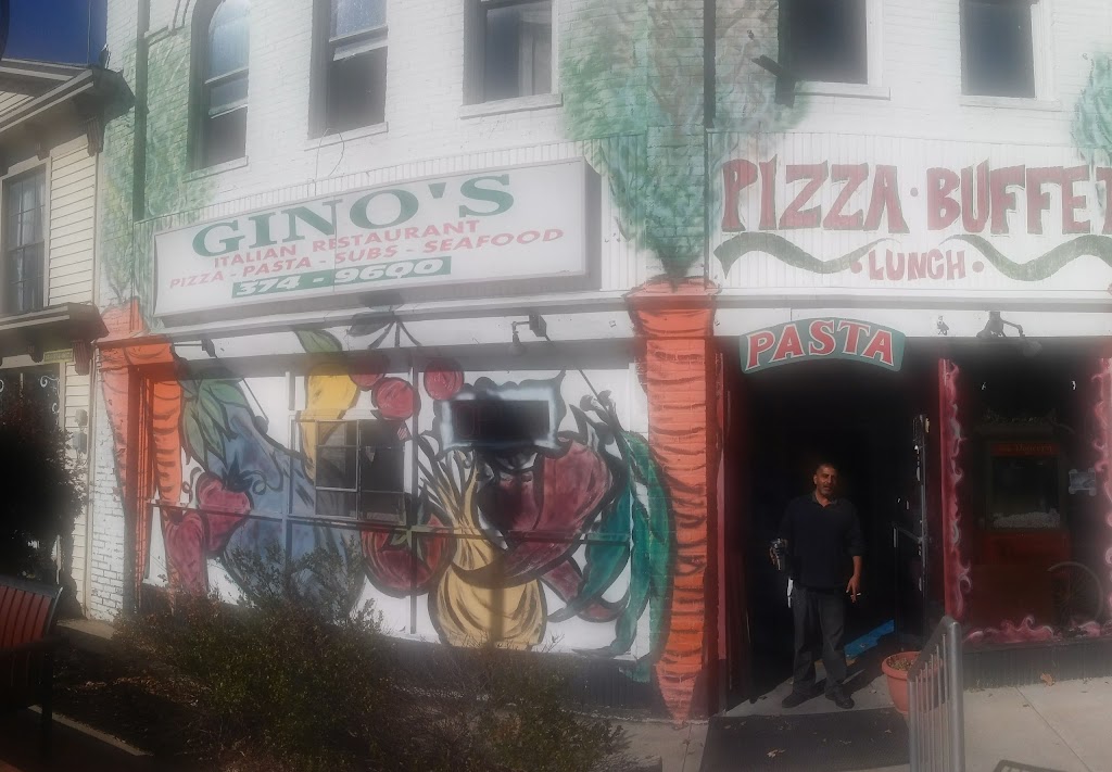 Gino's Italian Restaurant 23927