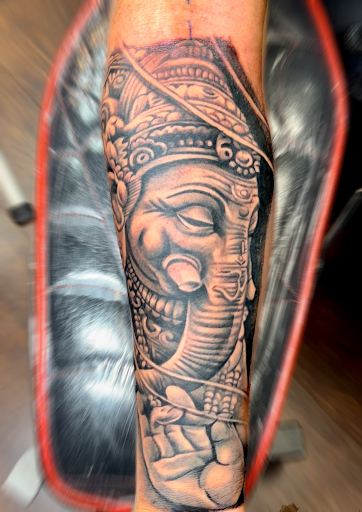 Explore meaningful nature tattoo ideas, creative tattoo ideas in Somerset, available at Benny binnu tattoo