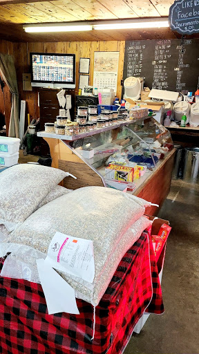 Pet Supply Store «Elverta Feed Pet & Tack Inc», reviews and photos, 7831 Rio Linda Blvd, Elverta, CA 95626, USA
