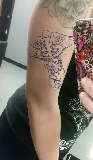 Tattoo Shop «Ink & Destroy Tattoo Studio», reviews and photos, 5856 Fulton Dr NW, Canton, OH 44718, USA