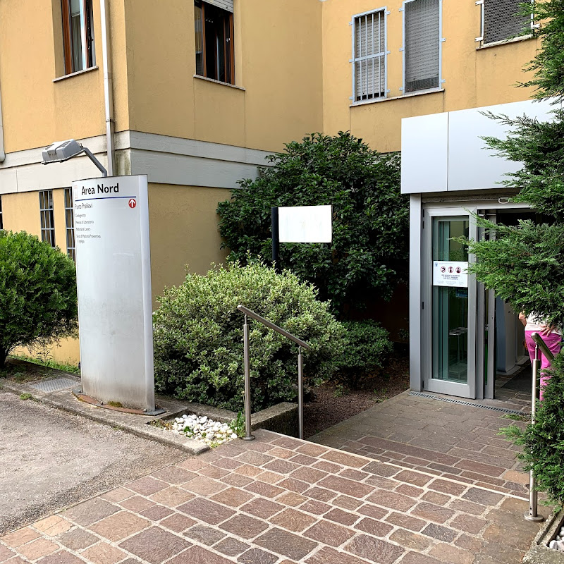 Via San Massimo - Azienda Ospedaliera di Padova, Ambulatorio Prelievi