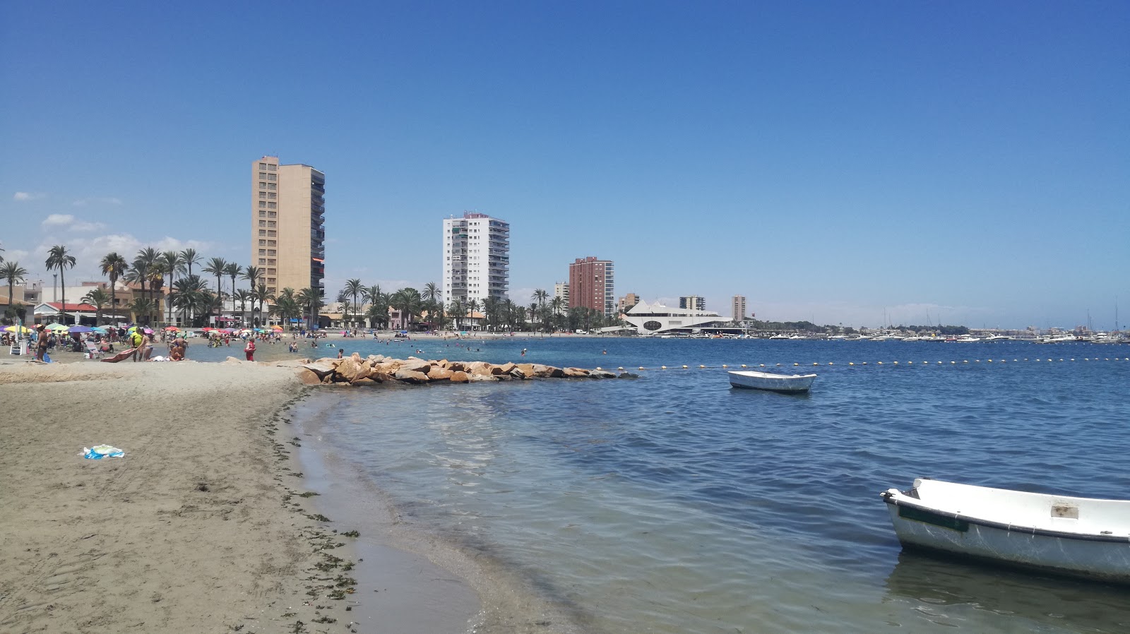 Foto von Playa de Santiago de La Ribera mit sehr sauber Sauberkeitsgrad