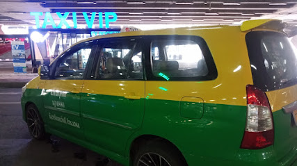 Jaras Taxi Van Ontour