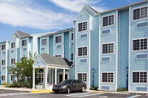 Microtel Inn & Suites by Wyndham Port Charlotte/Punta Gorda image