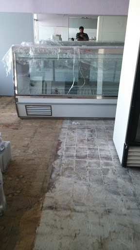 Shopping Mall «Great Western Shopping Center», reviews and photos, 240 N Wilson Rd, Columbus, OH 43204, USA