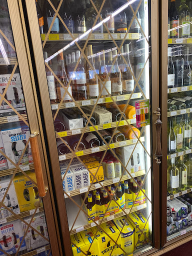 Liquor Store «M & R Liquor Store», reviews and photos, 214 W Main St, Avon, CT 06001, USA