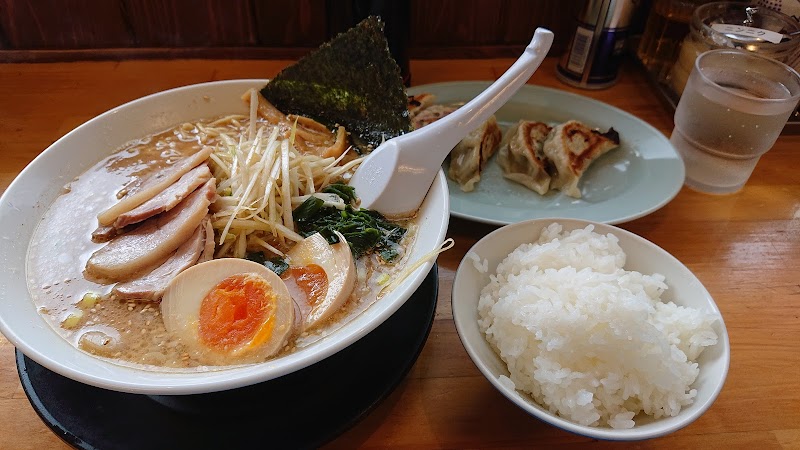 椿ラーメンショップ 泉崎店