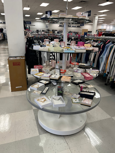 Department Store «Marshalls», reviews and photos, 6197 Livingston Rd, Oxon Hill, MD 20745, USA