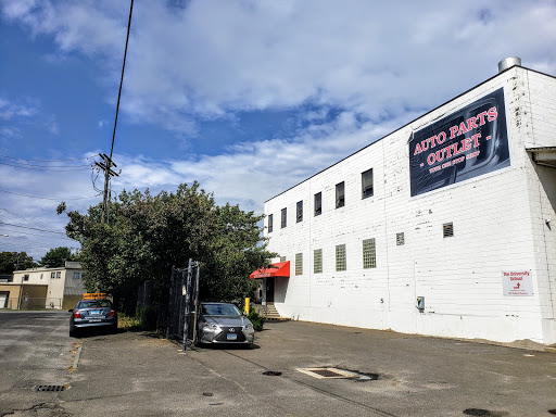 Auto Parts Outlet - Bridgeport, 160 Holland Ave, Bridgeport, CT 06605, USA, 