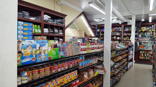 Grocery Store «Cal Park Grocery & Liquor», reviews and photos, 702 N California St, Stockton, CA 95202, USA