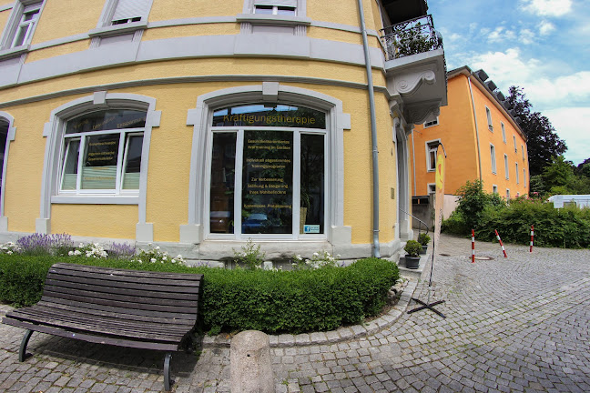 Rezensionen über Kräftigungstherapie in Kreuzlingen - Fitnessstudio