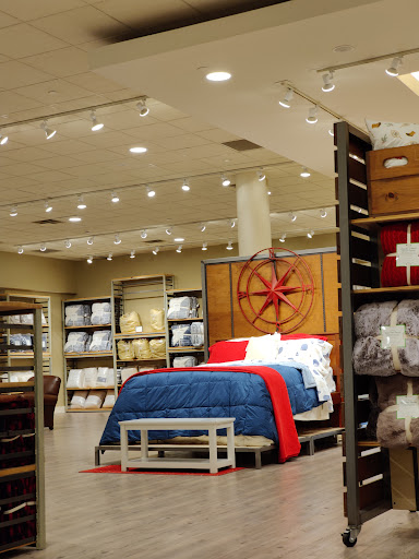 Clothing Store «L.L. Bean», reviews and photos, 8095 Tysons Corner Center, McLean, VA 22102, USA