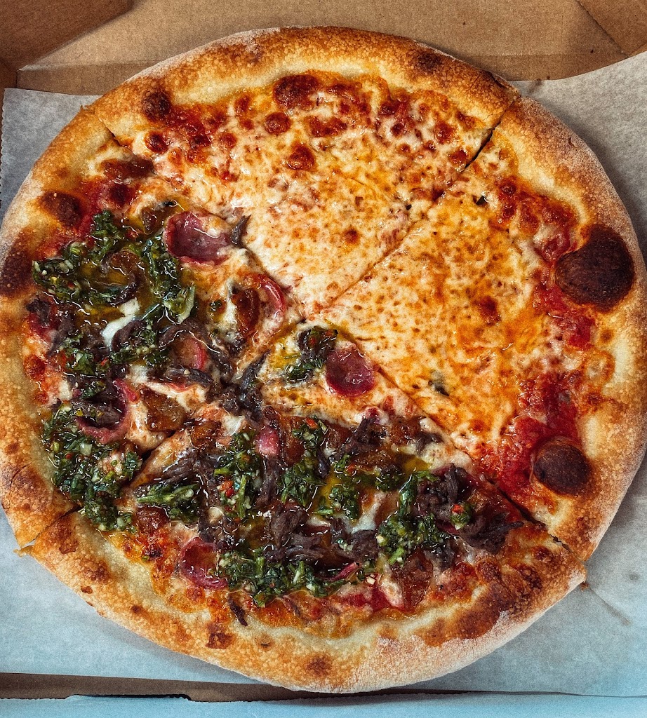 Santa Mozzarella Pizzeria Artesanal 34743