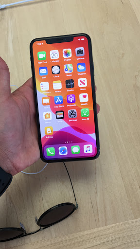 Computer Store «Apple Suburban Square», reviews and photos, 61 Saint James Pl, Ardmore, PA 19003, USA