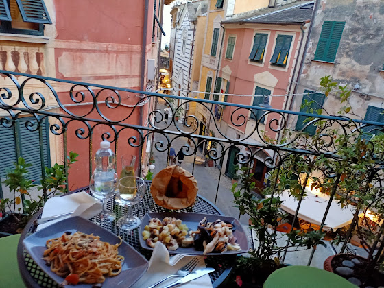 Plats et boissons hôtels L'Antica Terrazza Di Raffaella Pisanelli 19016 Monterosso al Mare