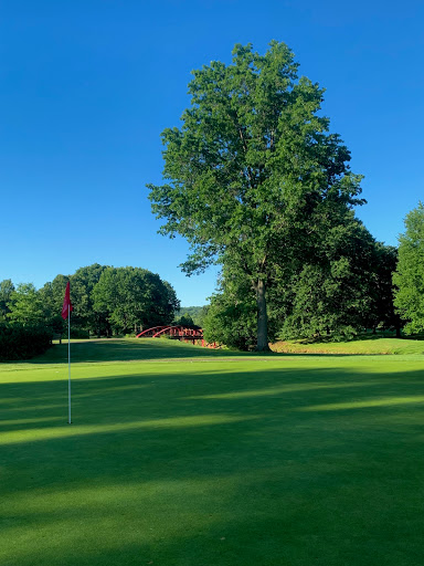 Golf Course «Wilkshire Golf Course», reviews and photos, 10566 Wilkshire Blvd NE, Bolivar, OH 44612, USA