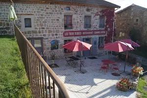 Les Trois Terres chambres d’hôtes et restaurant à vendre image