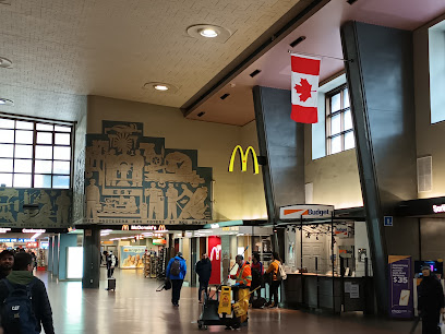 McDonald,s - 895 Rue De la Gauchetière O, Montréal, QC H3B 4G1, Canada
