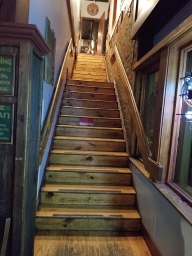 Restaurant «Irish Bred Pub & Grill», reviews and photos, 210 Adamson Square, Carrollton, GA 30117, USA