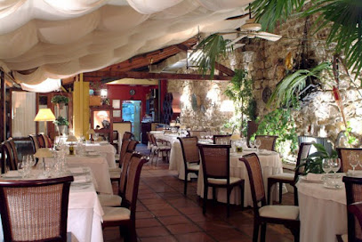 Restaurante El Porche - C. Redonda de Santiago, 7, 23400 Úbeda, Jaén, Spain