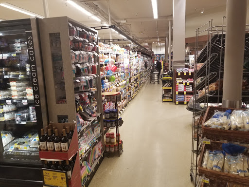 Grocery Store «Safeway», reviews and photos, 106 W. Manson Rd, Chelan, WA 98816, USA