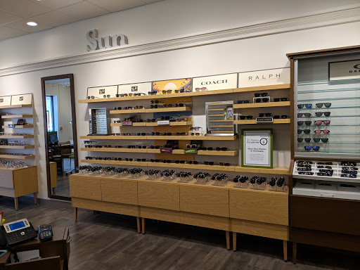 Shopping Mall «White City Shopping Center», reviews and photos, 50 Boston Turnpike, Shrewsbury, MA 01545, USA