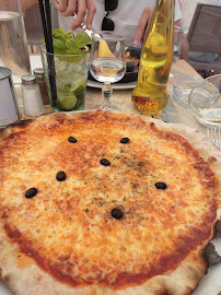 Pizza du Restaurant L'Escale à Cannes - n°4