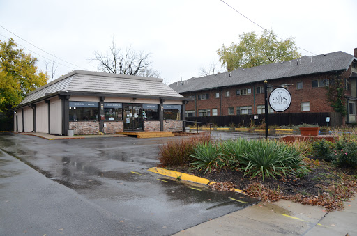 Beauty Salon «Snips Salon & Spa», reviews and photos, 5731 E Washington St, Indianapolis, IN 46219, USA