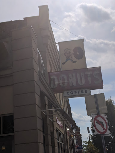 Donut Shop «Buckeye Donuts», reviews and photos, 1998 N High St, Columbus, OH 43201, USA