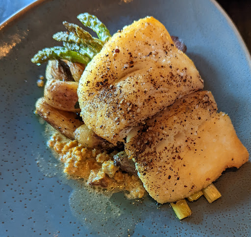 Fine Dining Restaurant «Park Heights Restaurant», reviews and photos, 335 E Main St, Tupelo, MS 38804, USA