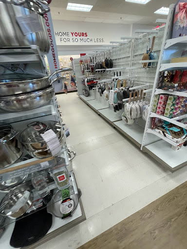 Department Store «Marshalls», reviews and photos, 333 N Main St, West Hartford, CT 06117, USA