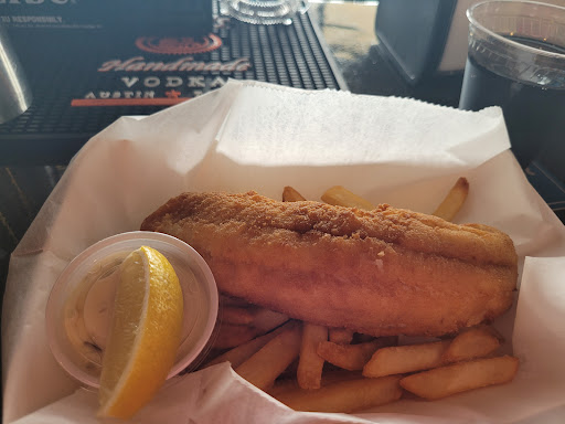 Bar & Grill «The Casino», reviews and photos, 104 Division St, Kelleys Island, OH 43438, USA