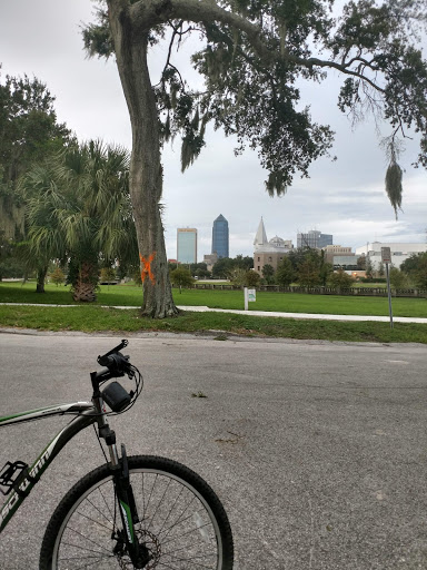 Park «Henry J. Klutho Park», reviews and photos, 204 W 3rd St, Jacksonville, FL 32206, USA