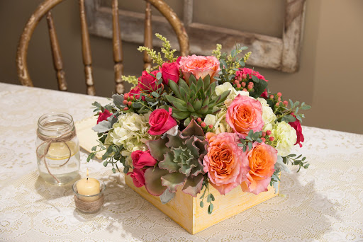 Florist «Viviano Flower Shop», reviews and photos, 20087 Mack Ave, Grosse Pointe Woods, MI 48236, USA