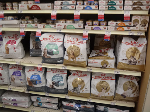Pet Supply Store «PetSmart», reviews and photos, 1520 Pleasant Valley Rd, Manchester, CT 06042, USA