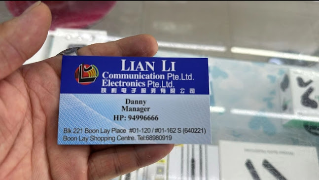 Phone number for Lian Li Electronics