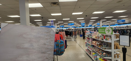 Clothing Store «Ross Dress for Less», reviews and photos, 1850 Evans Rd, Melbourne, FL 32904, USA