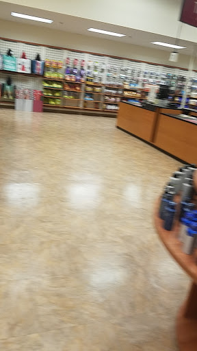 Clothing Store «Burlington Coat Factory», reviews and photos, 1264 E Gibson Rd, Woodland, CA 95776, USA