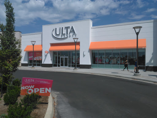 Shopping Mall «College Mall», reviews and photos, 2894 E 3rd St, Bloomington, IN 47401, USA