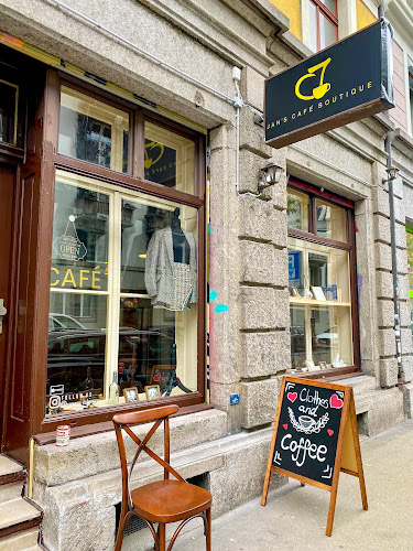 JAN'S CAFÉ BOUTIQUE AND ART