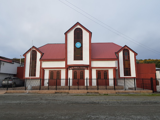 Iglesia evangélica Pentecostal - Iglesia