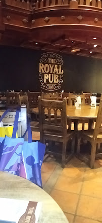 Atmosphère du Restaurant The Royal Pub à Chessy - n°7