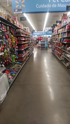 Department Store «Walmart Supercenter», reviews and photos, 305 10th St, Floresville, TX 78114, USA