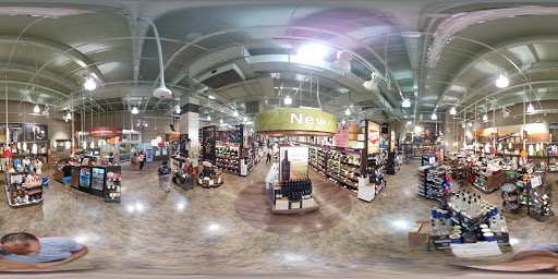 Wine Store «Total Wine & More», reviews and photos, 1139 5th St, Miami Beach, FL 33139, USA