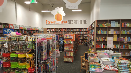 Used Book Store «2nd & Charles», reviews and photos, 10239 Indianapolis Blvd, Highland, IN 46322, USA