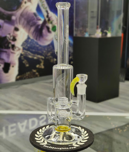 Glass & Mirror Shop «HeadSpace Glass & Gifts», reviews and photos, 67 Elmwood Ave, Buffalo, NY 14201, USA