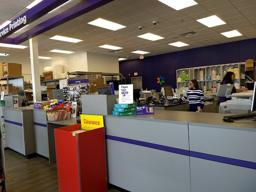 Print Shop «FedEx Office Print & Ship Center», reviews and photos, 1619 S Robert St, West St Paul, MN 55118, USA