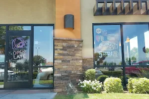 Taco Bell image