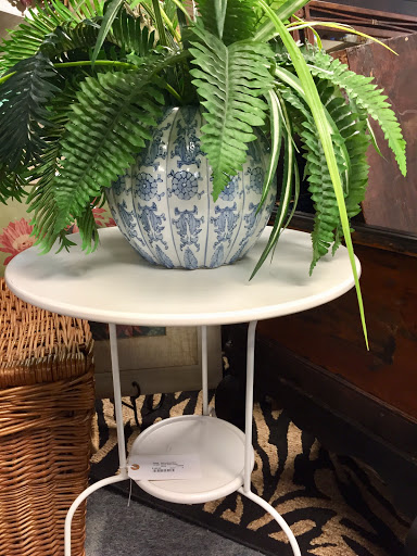 Used Furniture Store «Consign Design Interior», reviews and photos, 5556 Atlanta Hwy, Flowery Branch, GA 30542, USA